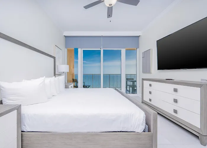 Phoenix Gulf Towers 2107 Apartment